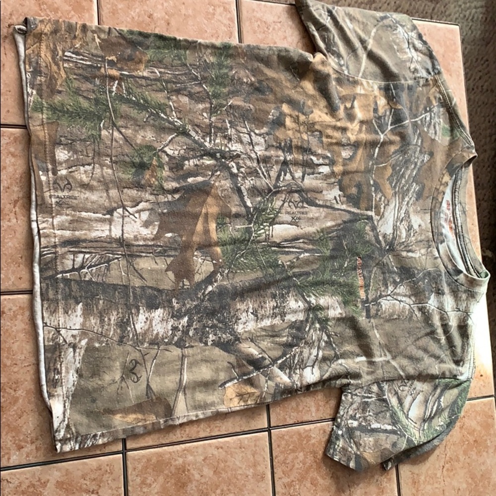 Camo tee